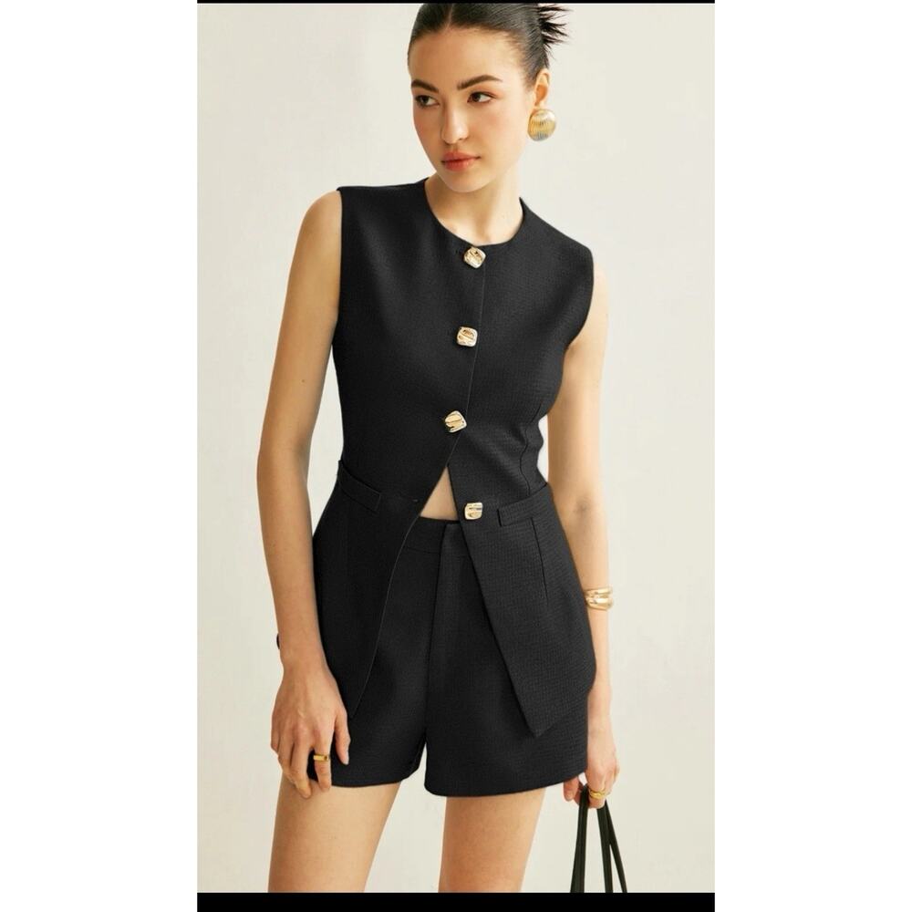 Commense Black 2 Piece Set With Best And Shorts Size Large